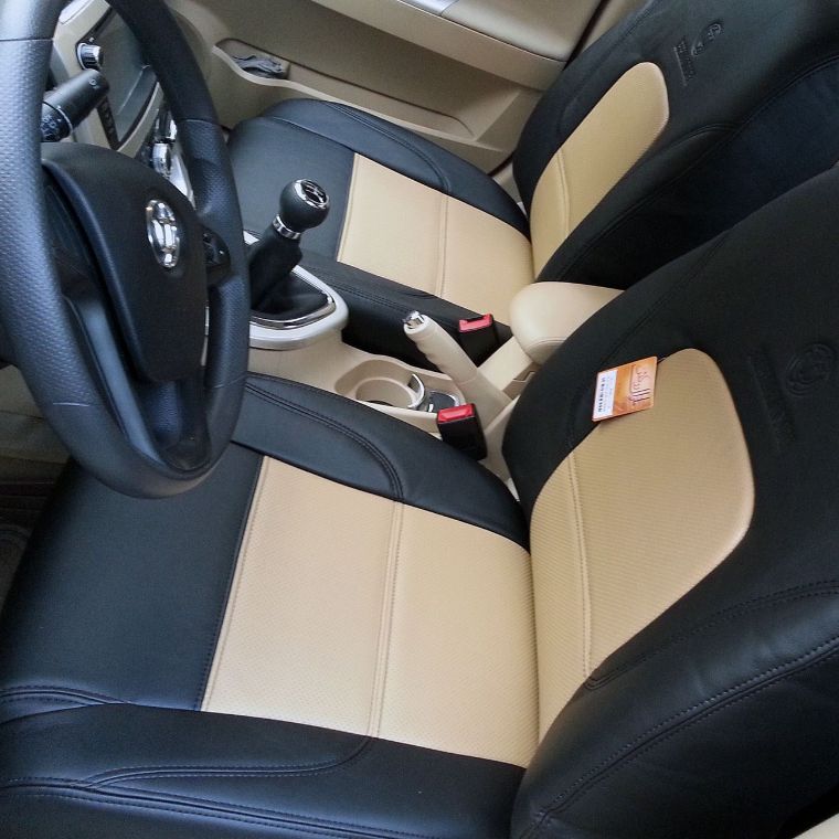 روکش چرم مشکی و کرم برلیانس 330