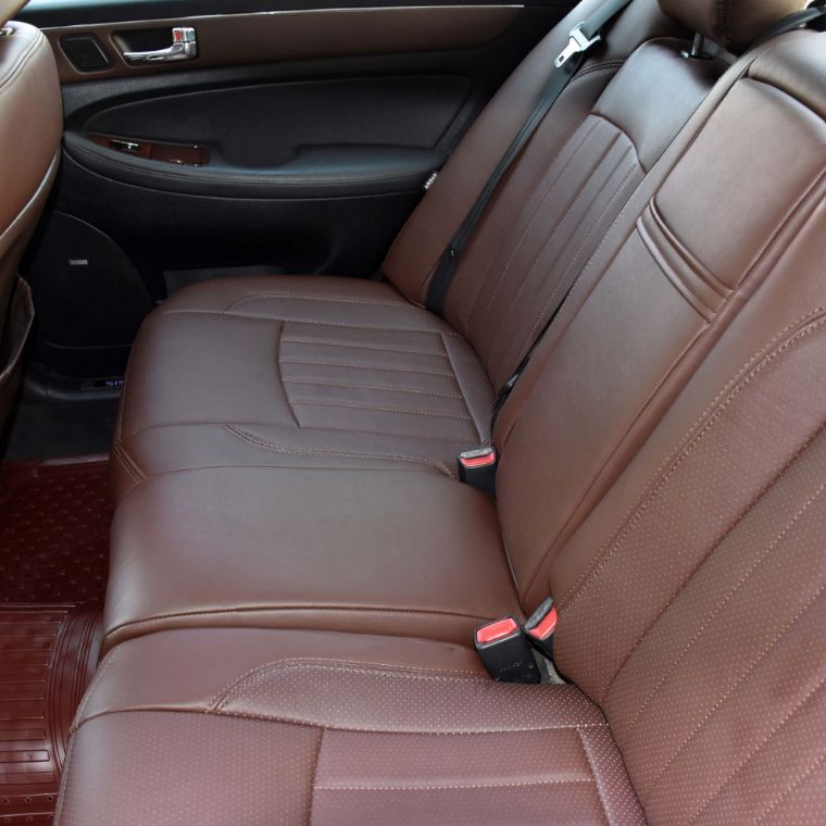 روکش چرم قهوه ای جنسیس