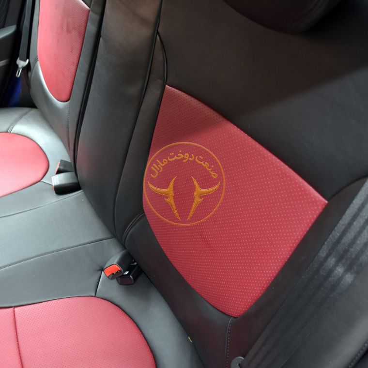 روکش صندلی چرم مشکی وسط قرمز اکسنت