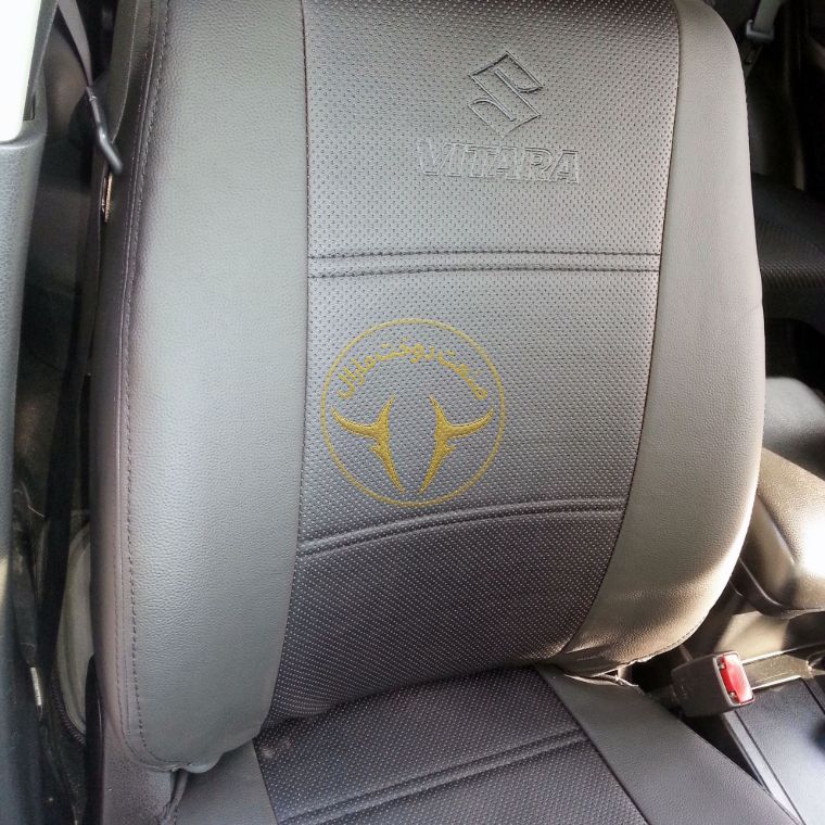 روکش چرم مشکی وسط اسپایس دوخت قرمز ویتارا