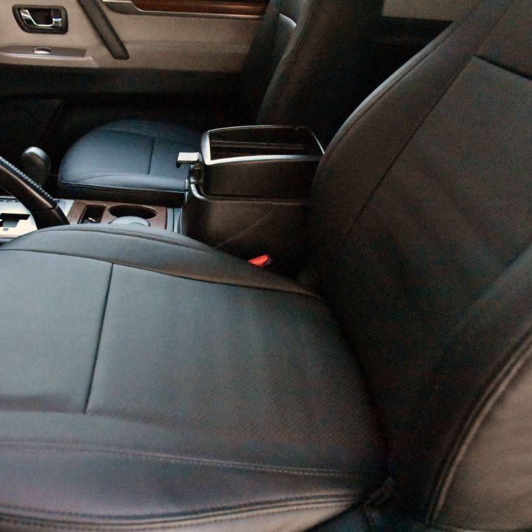 روکش چرم طوسی پاجرو 2 در 2008