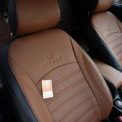 روکش صندلی چرم مشکی و مارون تیوولی