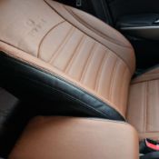 روکش صندلی چرم مشکی و مارون تیوولی