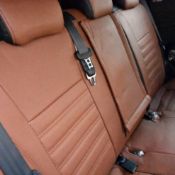 روکش صندلی چرم مشکی و مارون تیوولی