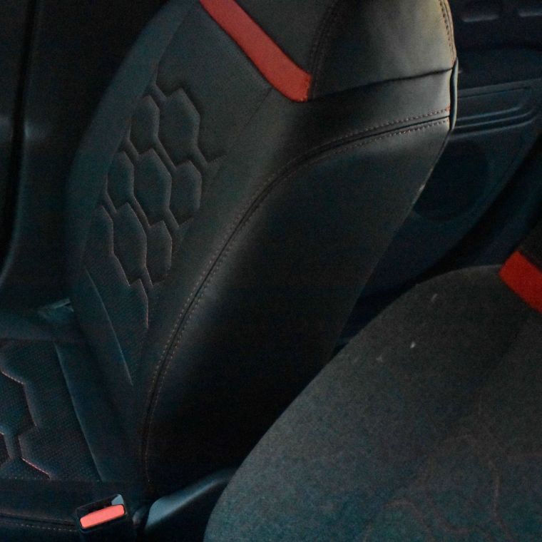 روکش چرم مشکی سیتروئن C3