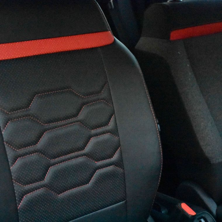 روکش چرم مشکی سیتروئن C3