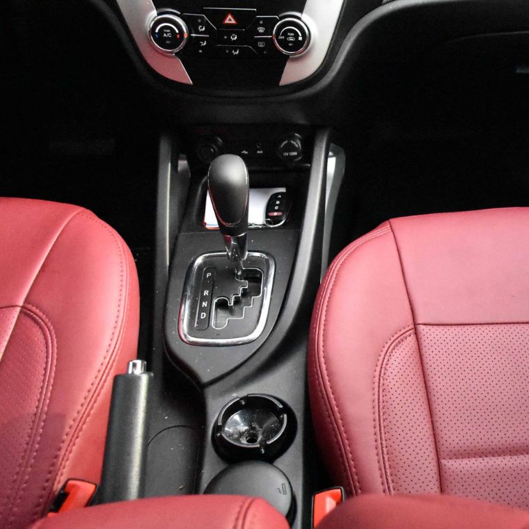 روکش چرم قرمز لکسوسی چانگان سی اس 35