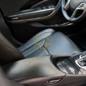 روکش چرم مشکی آزرا گرنجور