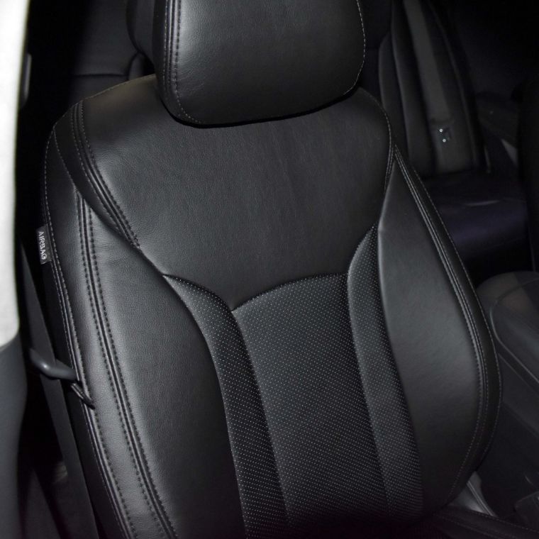 روکش چرم مشکی آزرا گرنجور