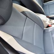 روکش صندلی چرم طوسی و کرم رنو اسکالا