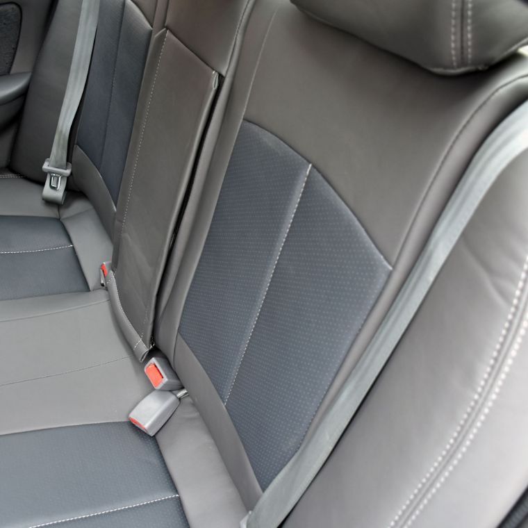 روکش صندلی چرم مشکی آوانته