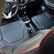 روکش صندلی چرم مشکی دوخت قرمز جک جی 4 J