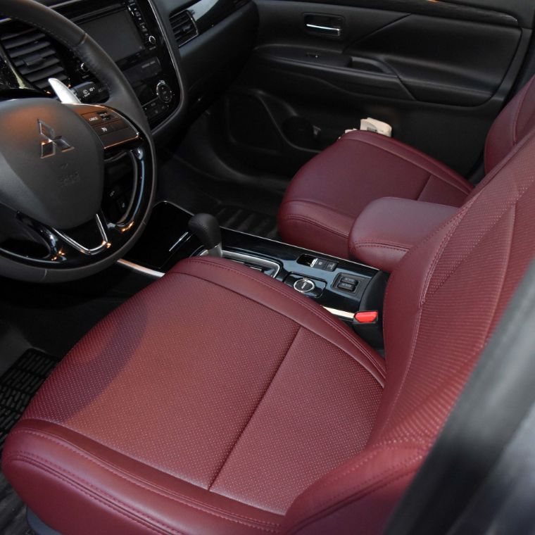 روکش چرم زرشکی اوت لندر