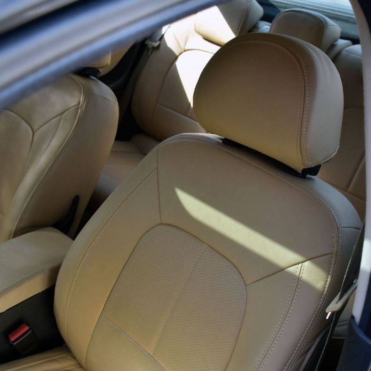 روکش صندلی چرم کرم پژو 407