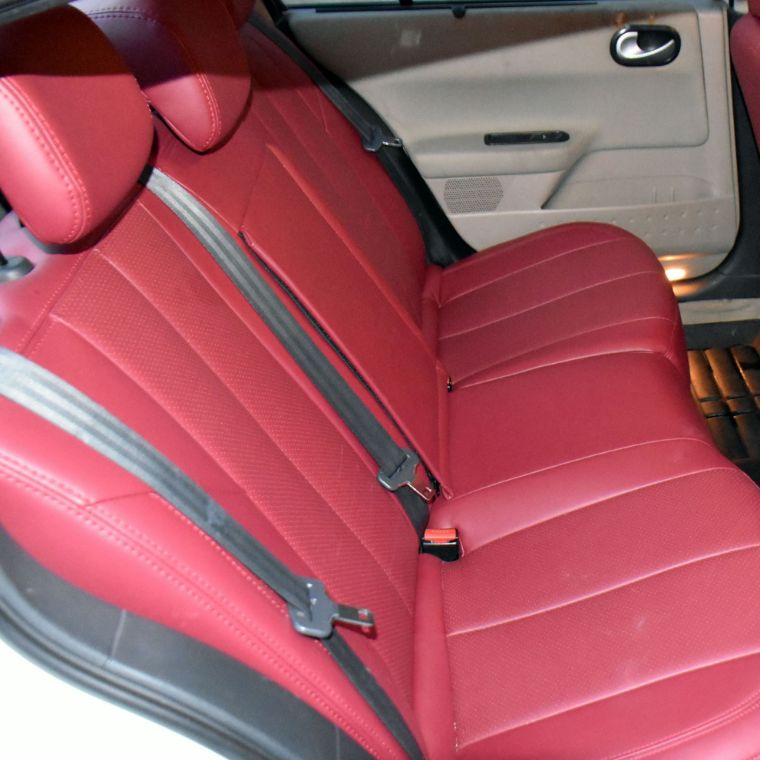 روکش چرم قرمز لکسوسی مگان 2000