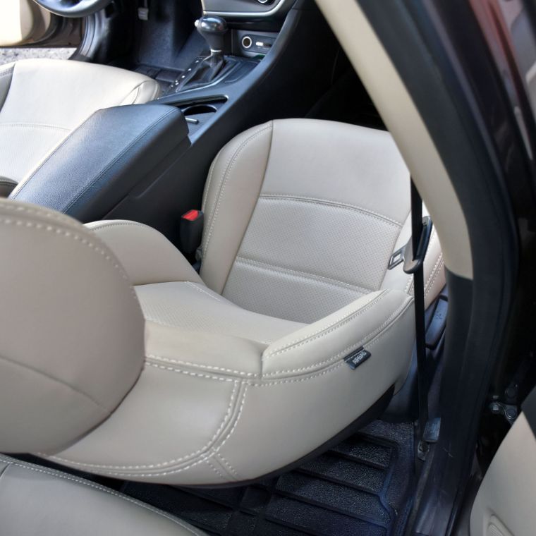 روکش صندلی چرم مشکی اپتیما