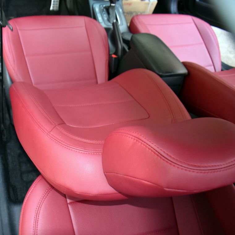 روکش صندلی چرم قرمز لکسوسی سراتو وارداتی