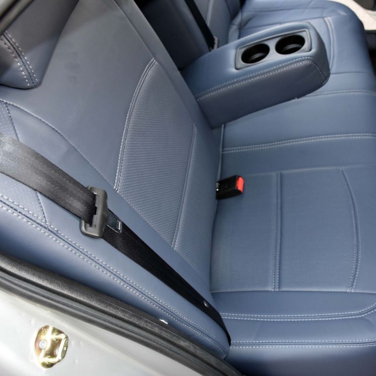 روکش صندلی چرم مارون دنا