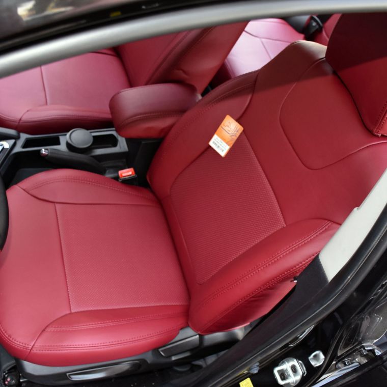 روکش صندلی چرم قرمز لکسوسی جک اس S3