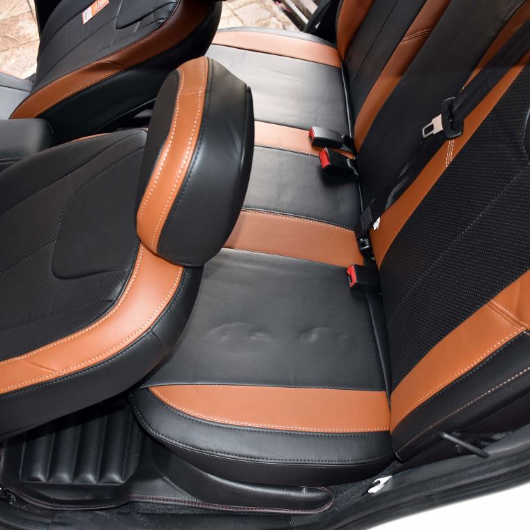 روکش صندلی چرم مشکی و مارون X22