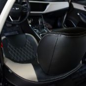 روکش چرم مشکی نوار کرم آریزو 6 ARIZO