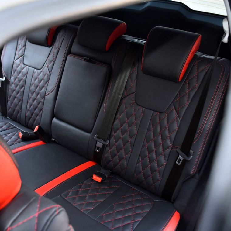 روکش صندلی چرم مشکی قرمز لکسوسی SX5