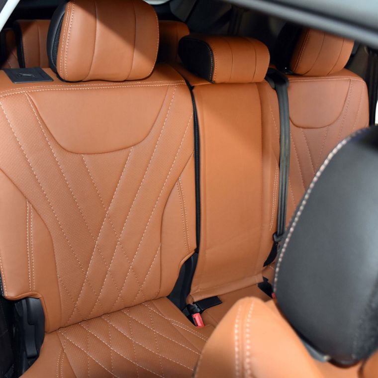 روکش صندلی چرم مارون فابریکی تیگو 8 پرو.