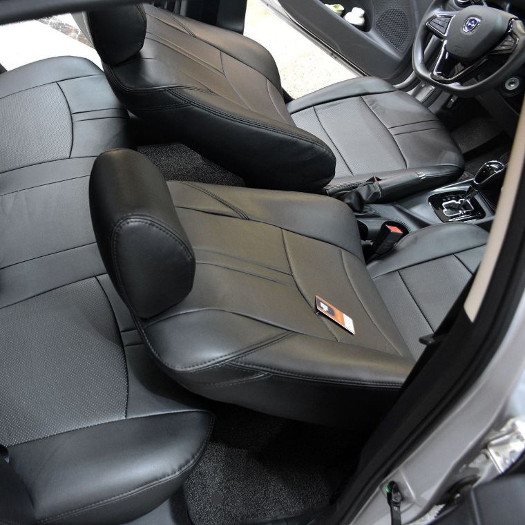 روکش چرم مشکی و مارون فابریک FMC 511