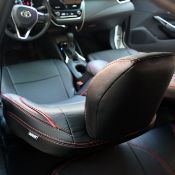 روکش چرم مشکی نوار قرمز کرولا هیبرید 2023 لوین