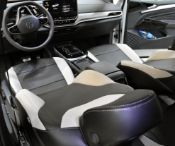 روکش صندلی چرم مشکی طوسی ID.4