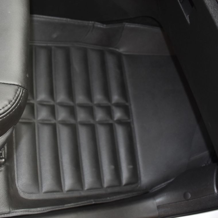 کفپوش پنج بعدی شاهین