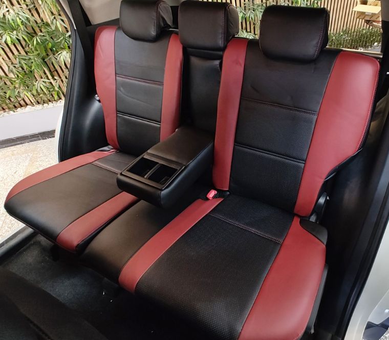 روکش چرم مشکی و زرشکی راوفور Rav4