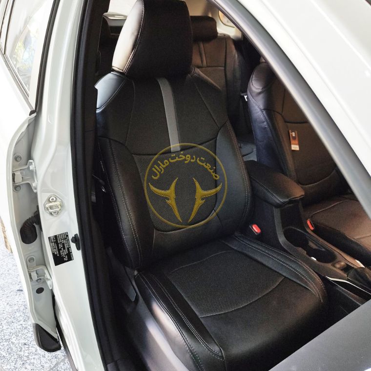 روکش صندلی چرم ضد تعریق کرولا کراس 2024 سفید - مشکی