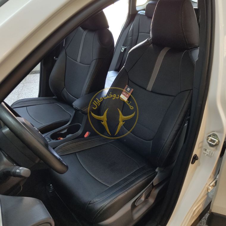 روکش صندلی چرم ضد تعریق کرولا کراس 2024 سفید - مشکی